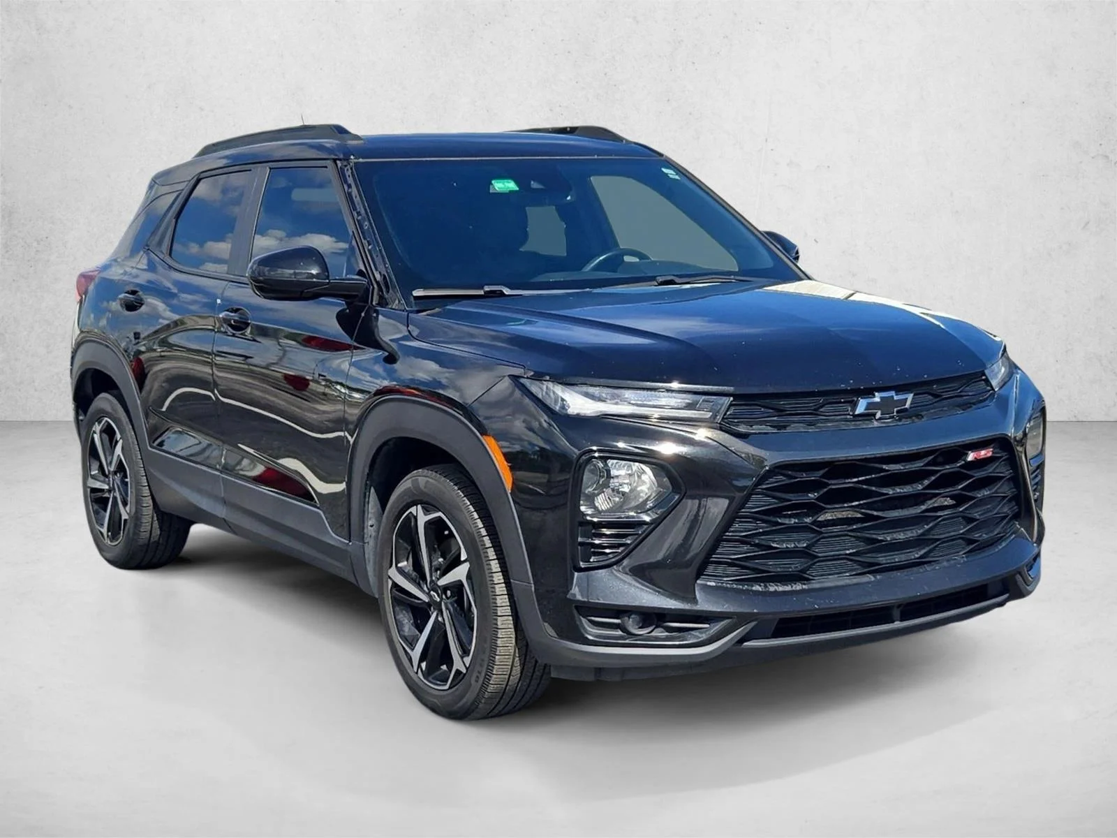 Used 2023 Mosaic Black Metallic Chevrolet RS image 3