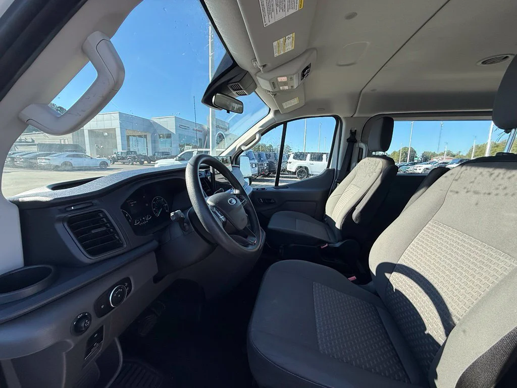 Used 2023 White Ford XLT image 17
