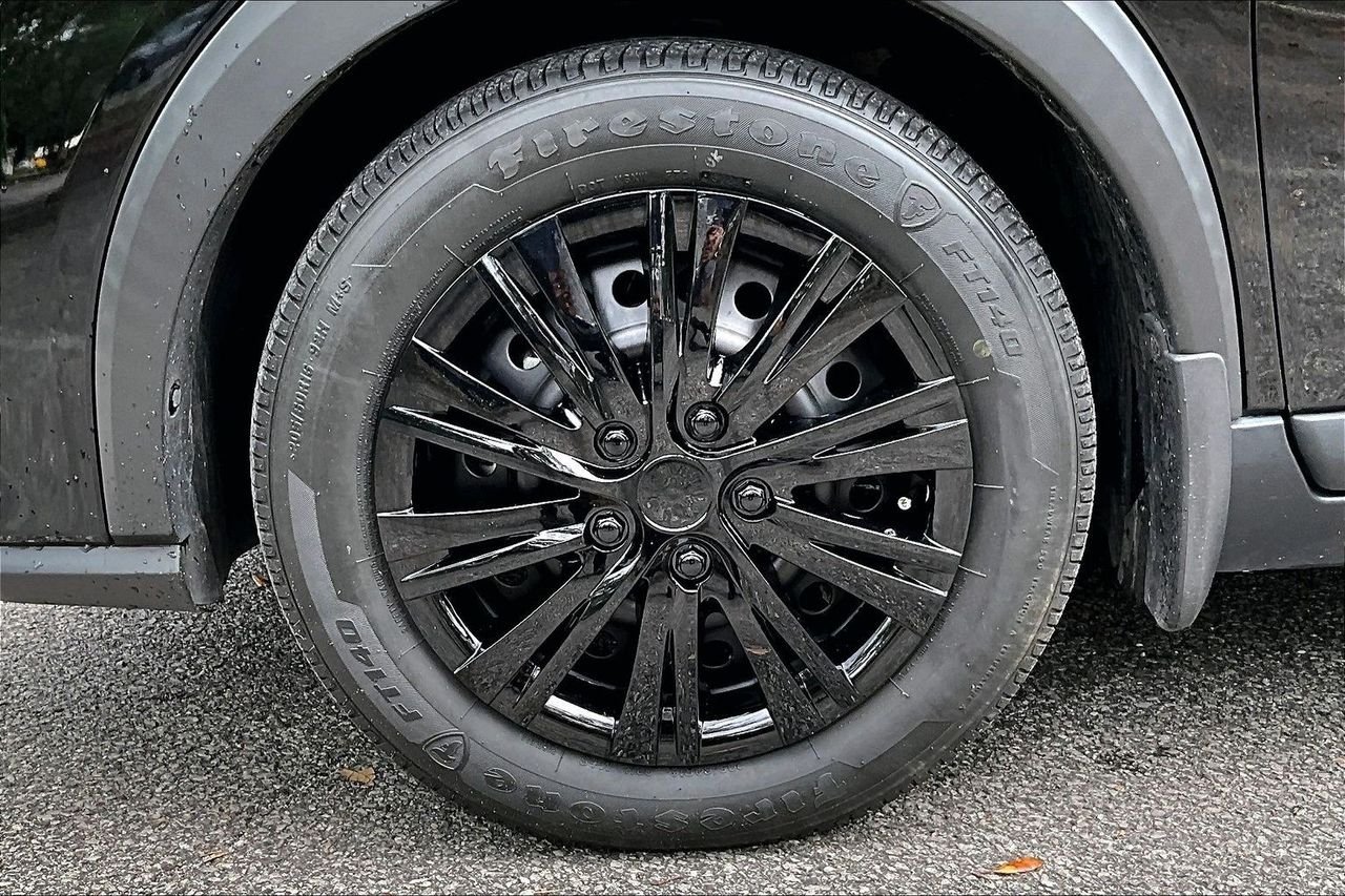 Used 2022 Black Nissan S image 34