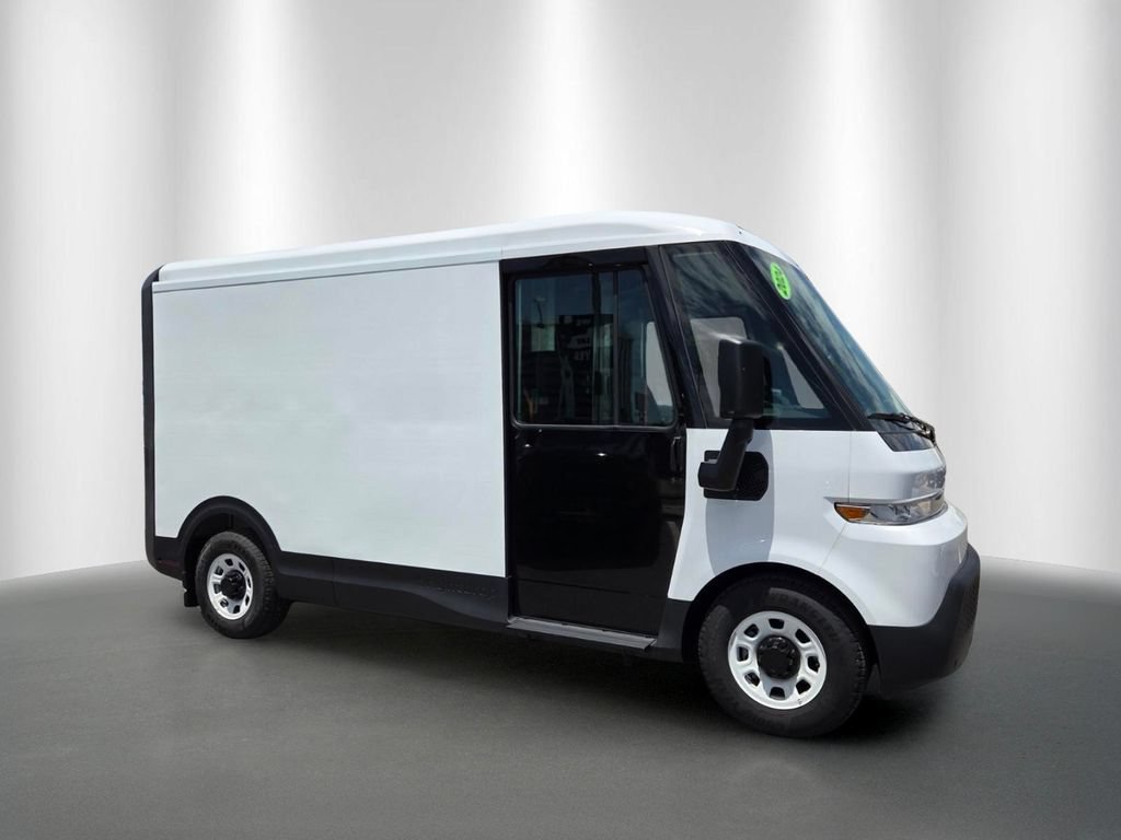 Used 2024 Chevrolet BrightDrop Zevo 400 with VIN 2G5ZJ2TY3R9102162 for sale in Tampa, FL