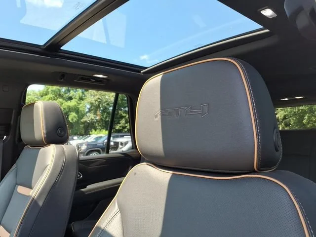 2023 GMC Yukon AT4 - Photo 21