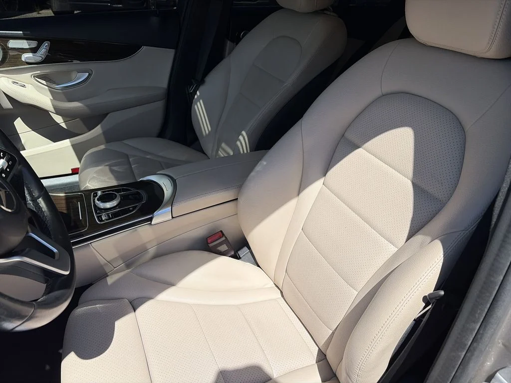 Used 2021  Mercedes-Benz C 300 image 11