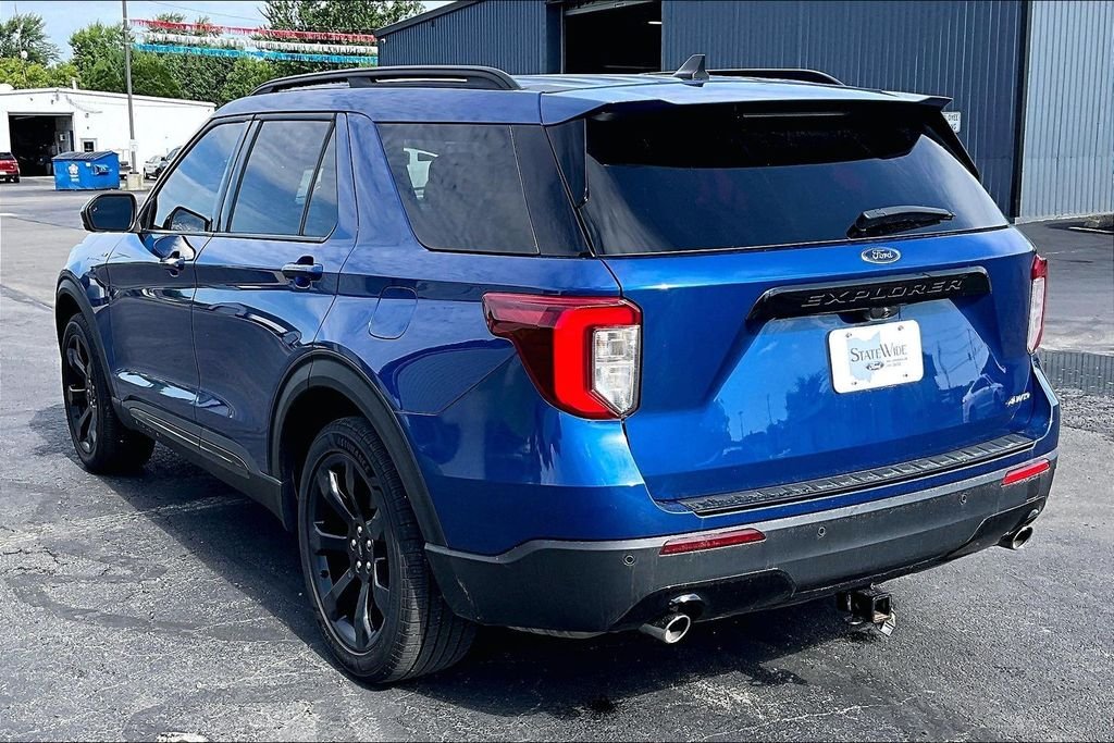 Used 2023 Atlas Blue Metallic Ford ST-Line image 3