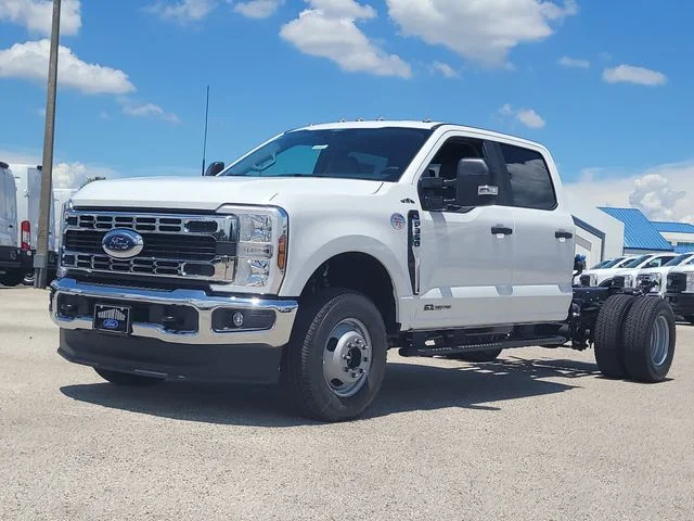 New 2026 Oxford White Ford XL image 31