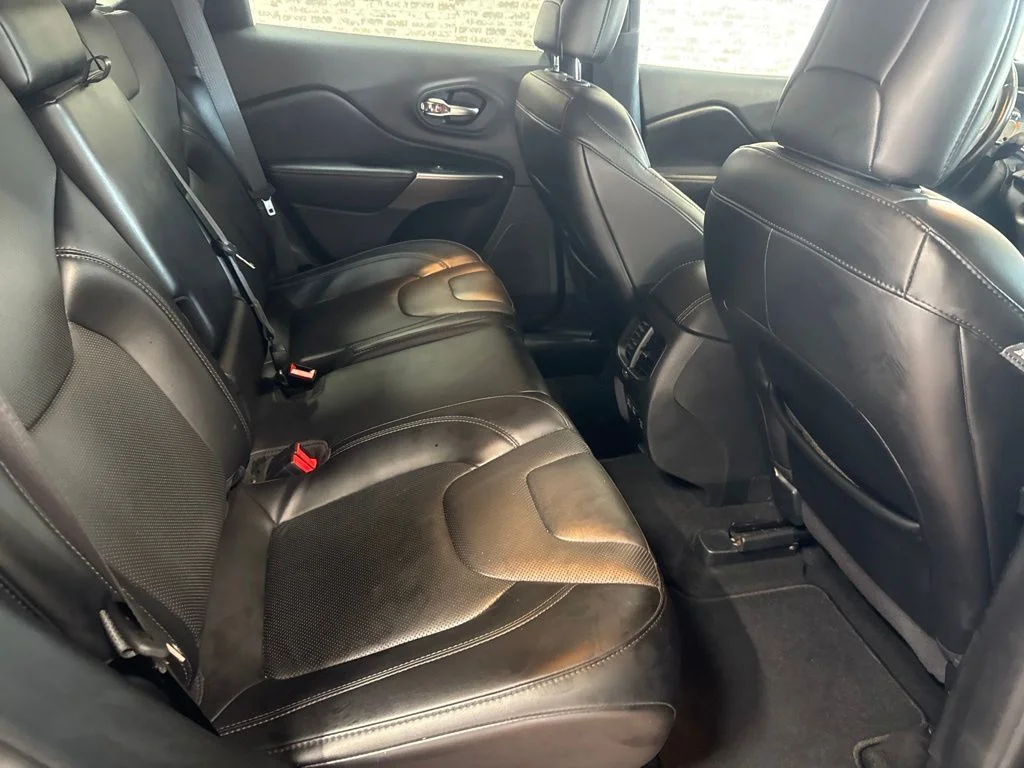 Used 2021 Black Jeep Limited image 11