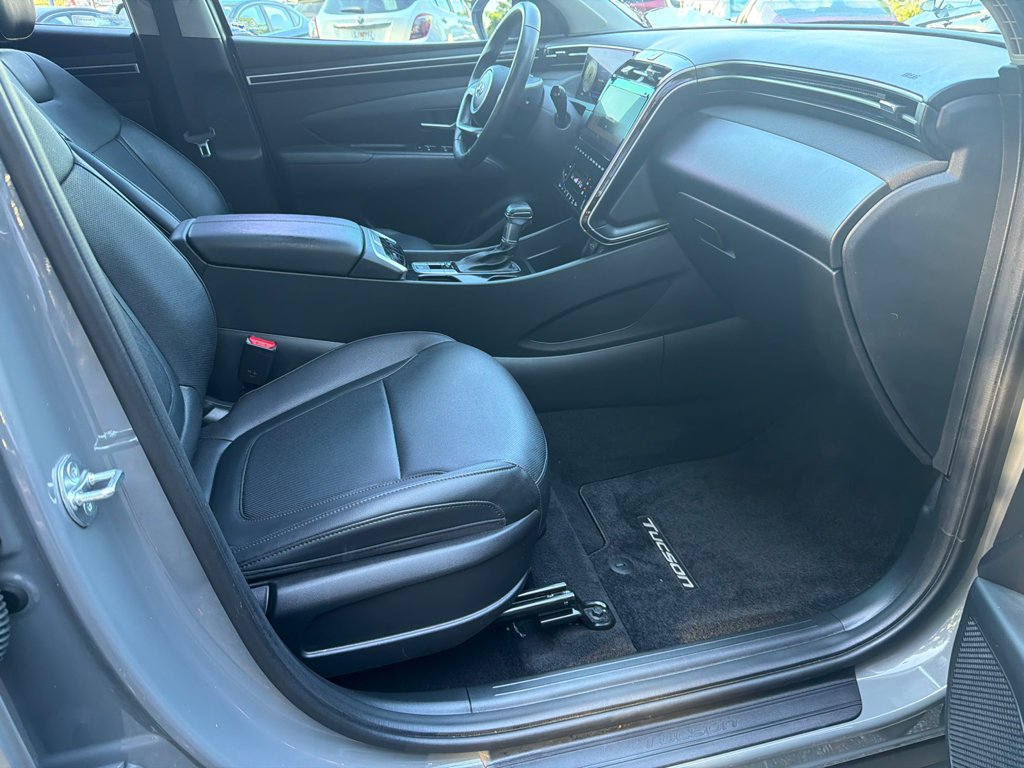 Used 2024 Gray Hyundai SEL image 13