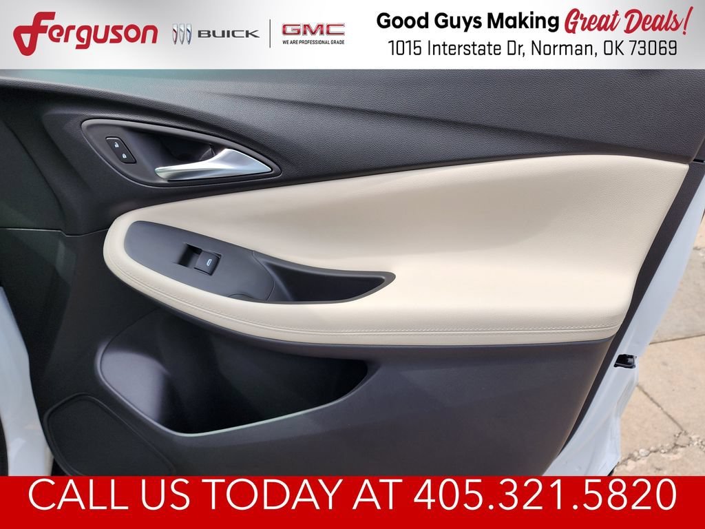 New 2026 Summit White Buick Preferred image 36