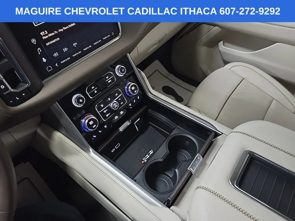 Used 2023 Silver GMC Denali image 28