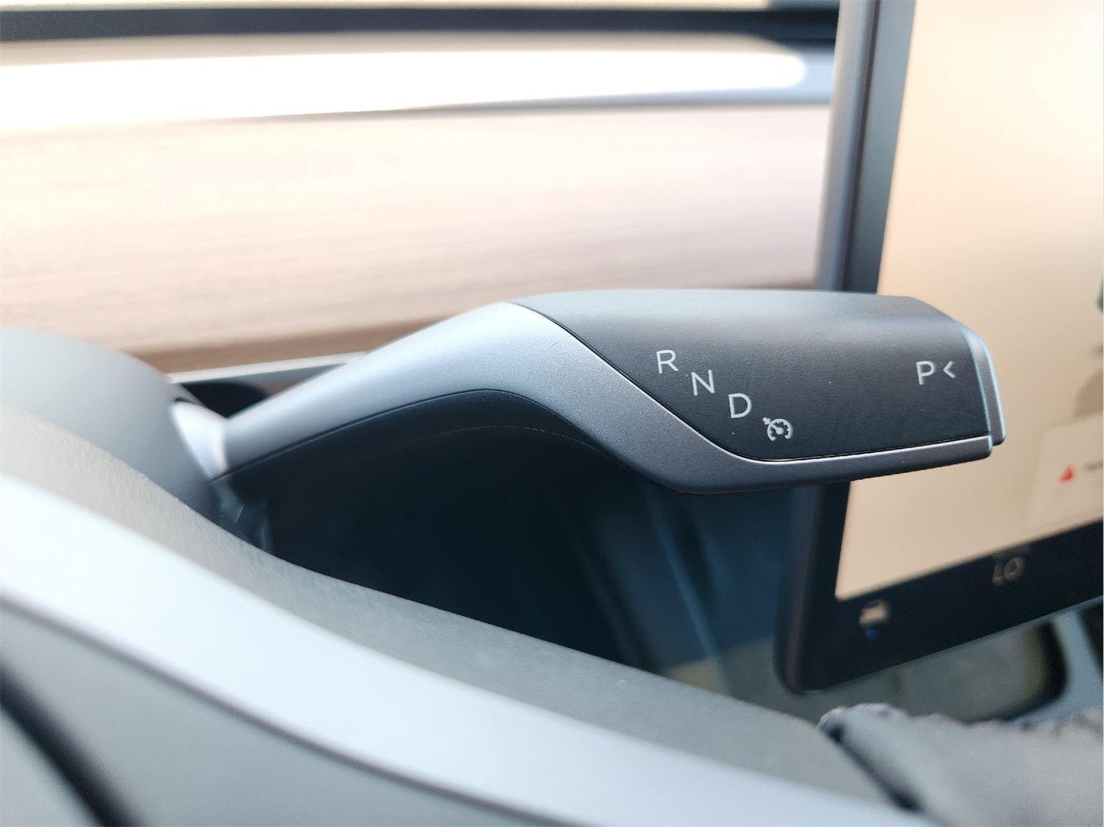 2023 Tesla Model Y photo 20 of 33