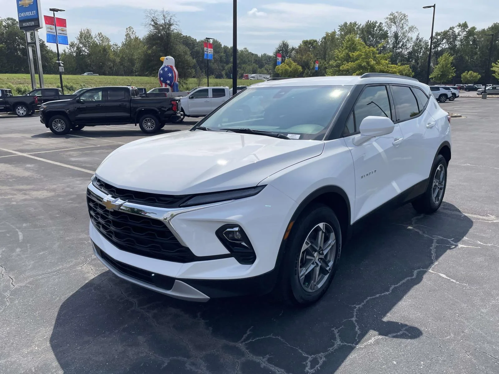 New 2026 Summit White Chevrolet 2LT image 3