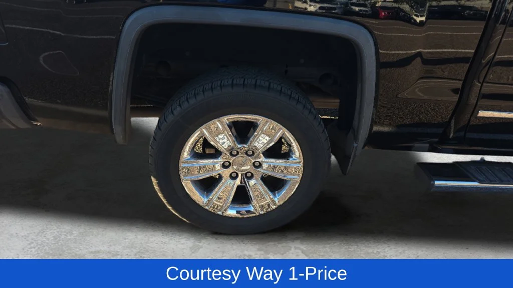 Used 2018 Black GMC SLT image 12