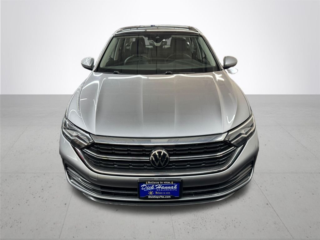 Used 2024 Silver Volkswagen 1.5T SE image 11