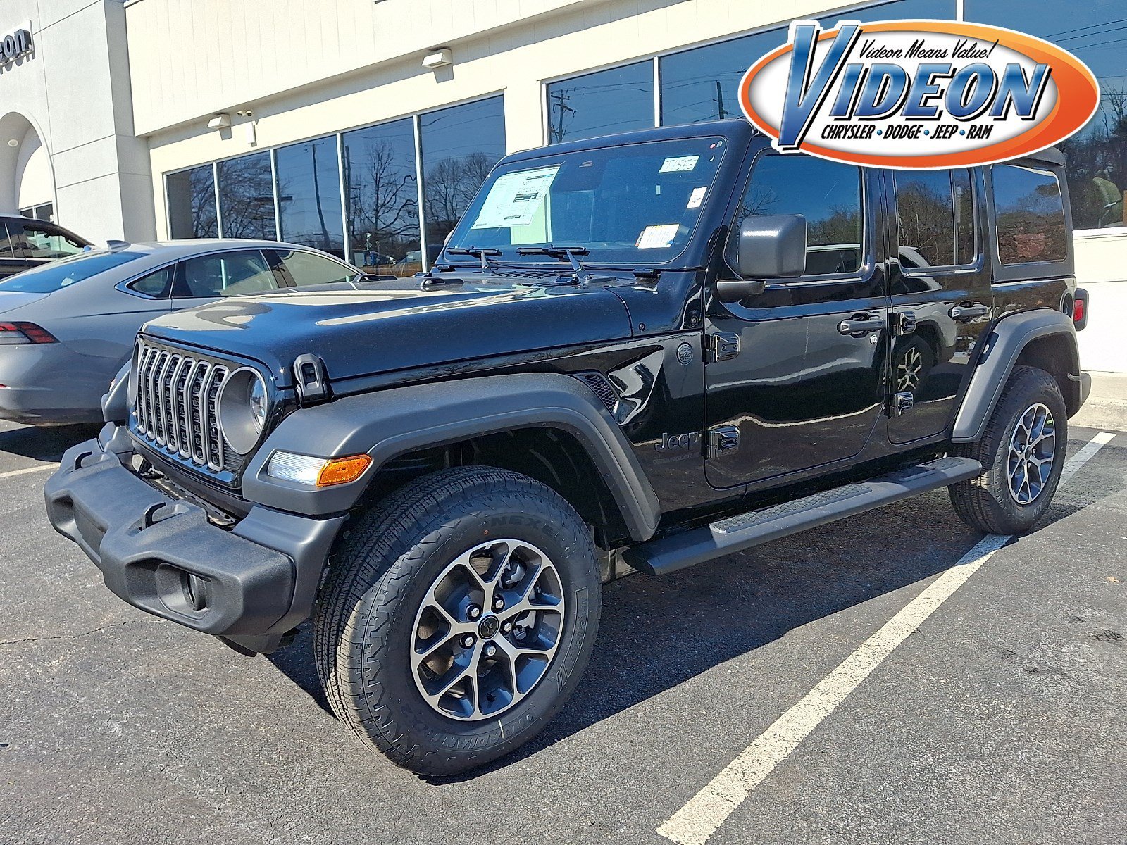New 2026 Black Clear-Coat Exterior Paint Jeep Sport S image 1