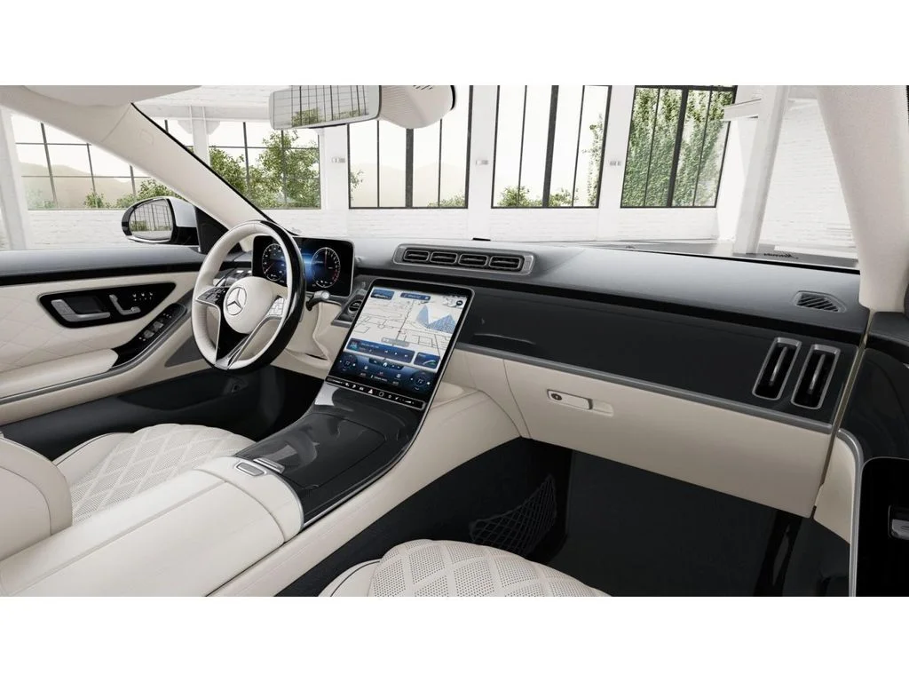 Used 2025 White Mercedes-Benz S 580e image 6