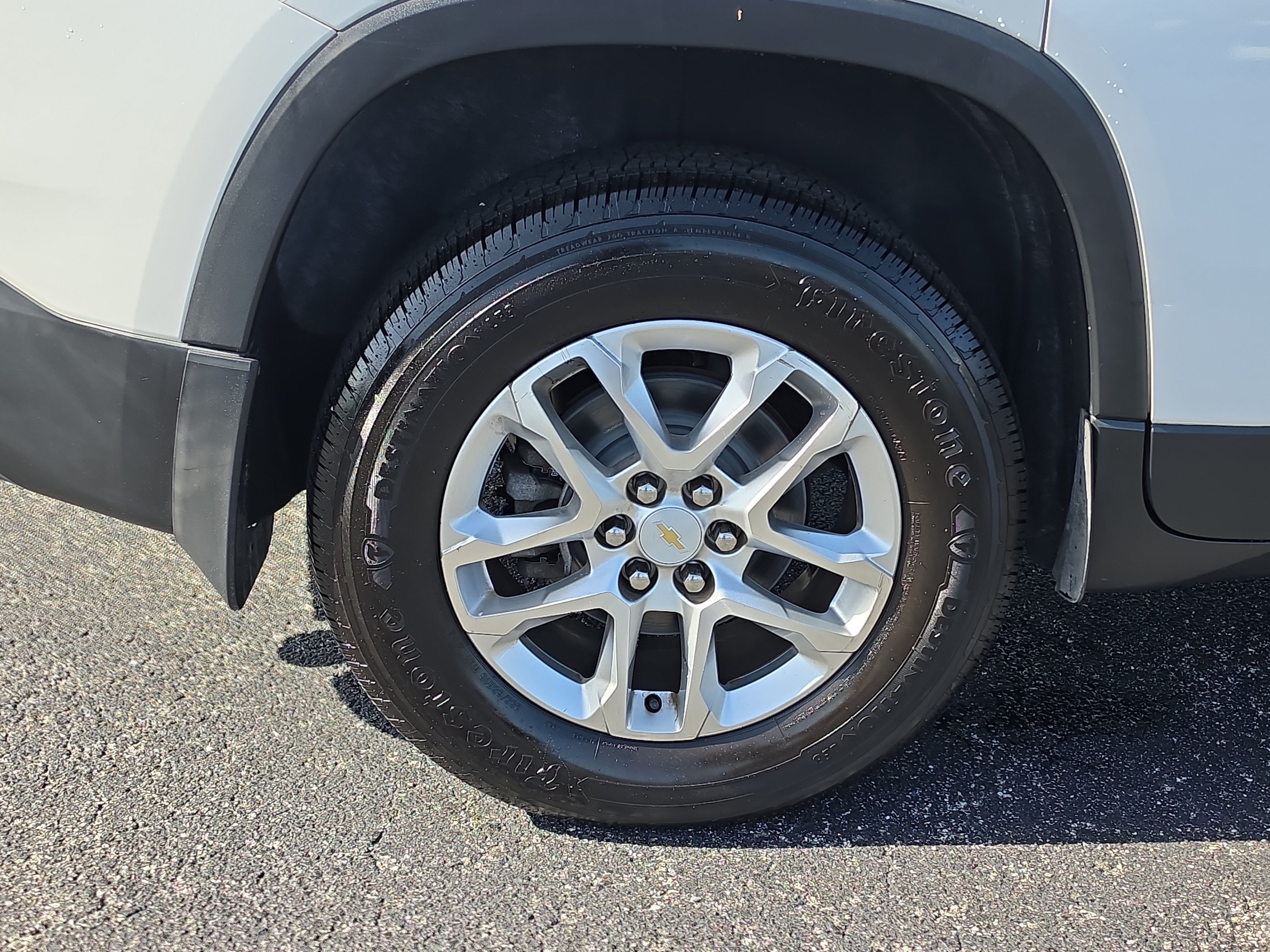Certified Used 2018 IRIDESCENT PEARL TRICOAT Chevrolet LT Cloth image 7