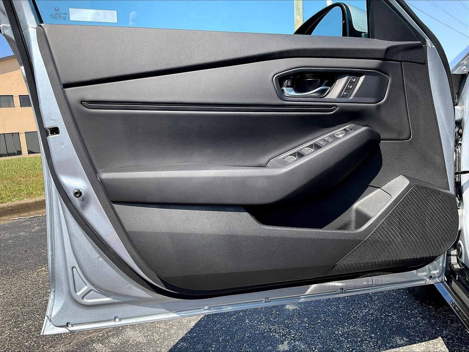 New 2026 Solar Silver Metallic Honda EX-L image 25