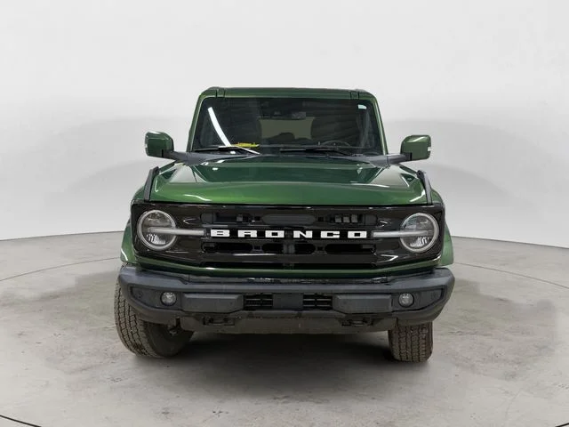 Used 2024 Green Ford Outer Banks image 2