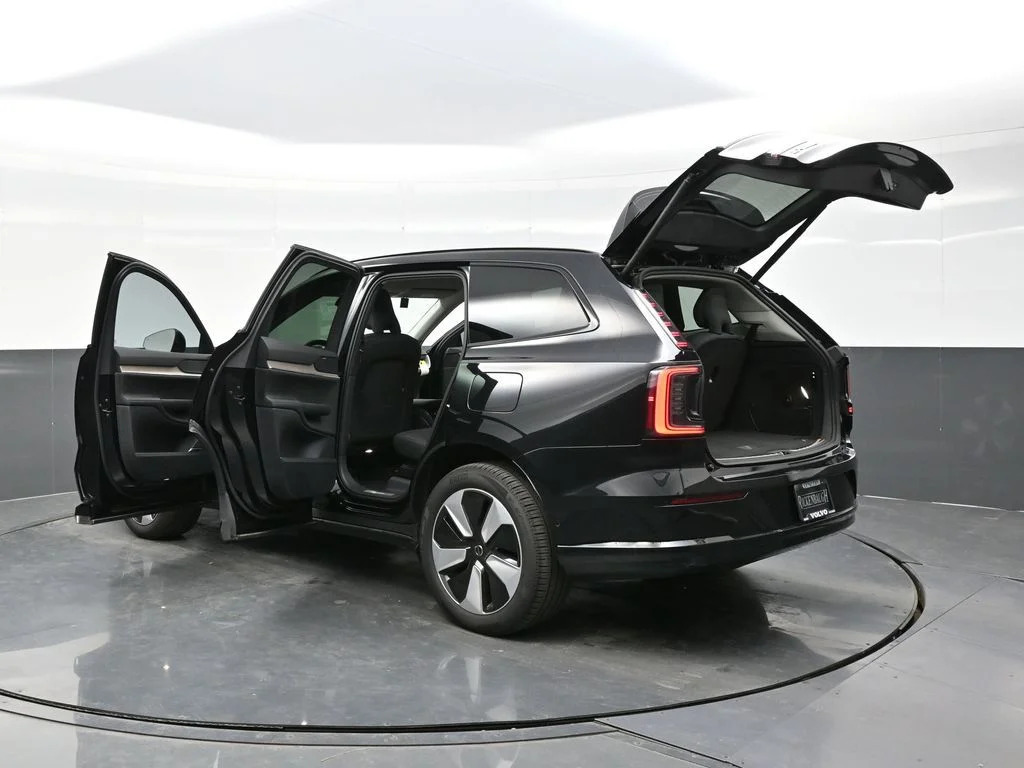 2025 Volvo EX90 Plus - Photo 61