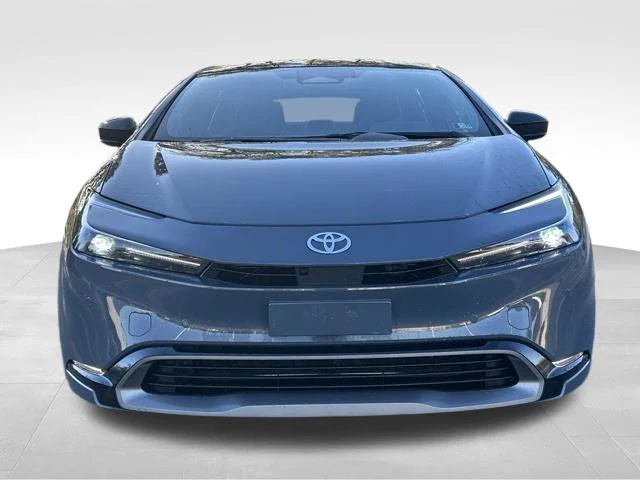 Used 2024 Gray Toyota Limited image 8