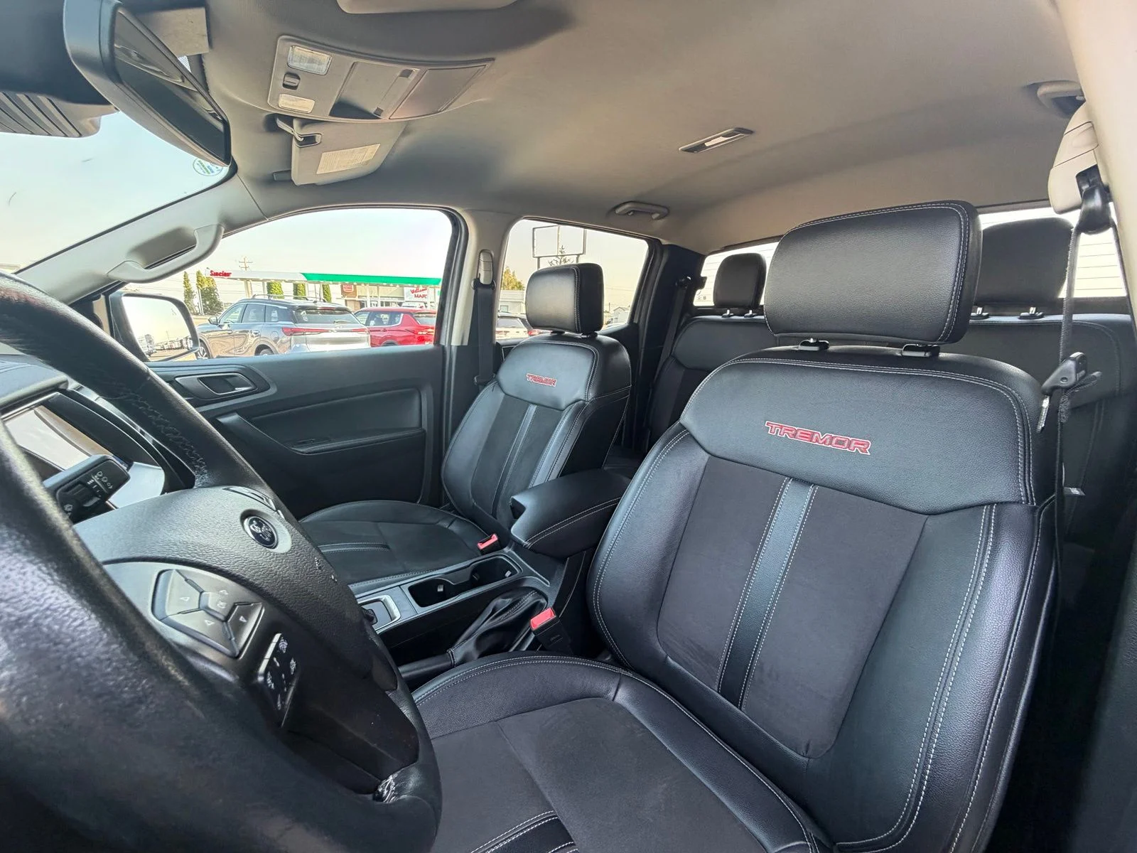 Used 2023 Gray Ford Lariat image 13