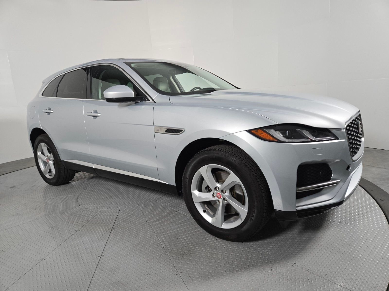 2023 Jaguar F-Pace S - Photo 16