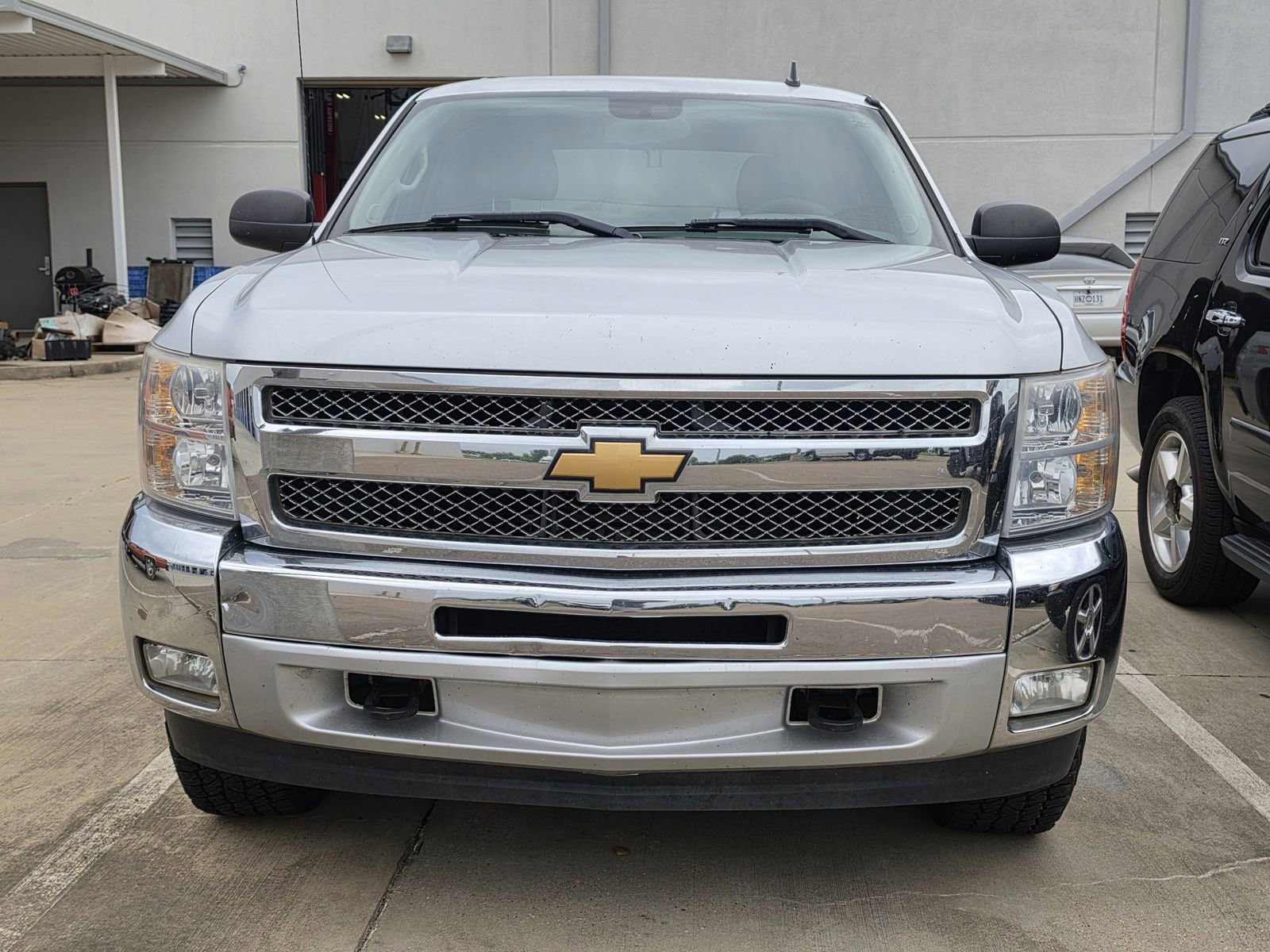 Used 2013 SILVER ICE METALLIC Chevrolet LT image 2
