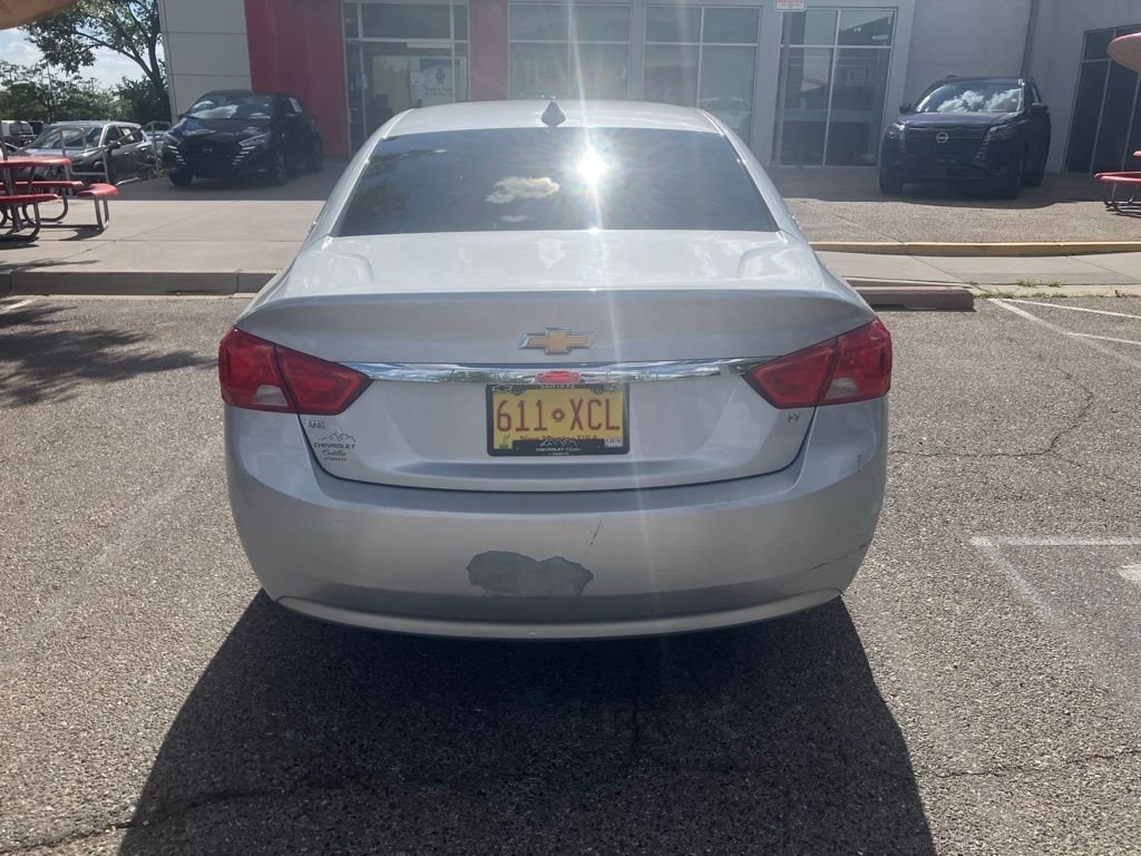 Used 2018 Silver Chevrolet LT image 6