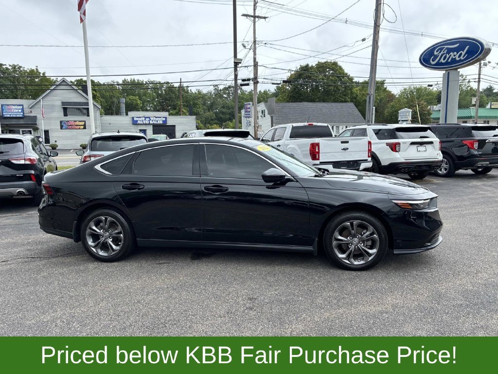 Used 2023 Black Honda EX image 8