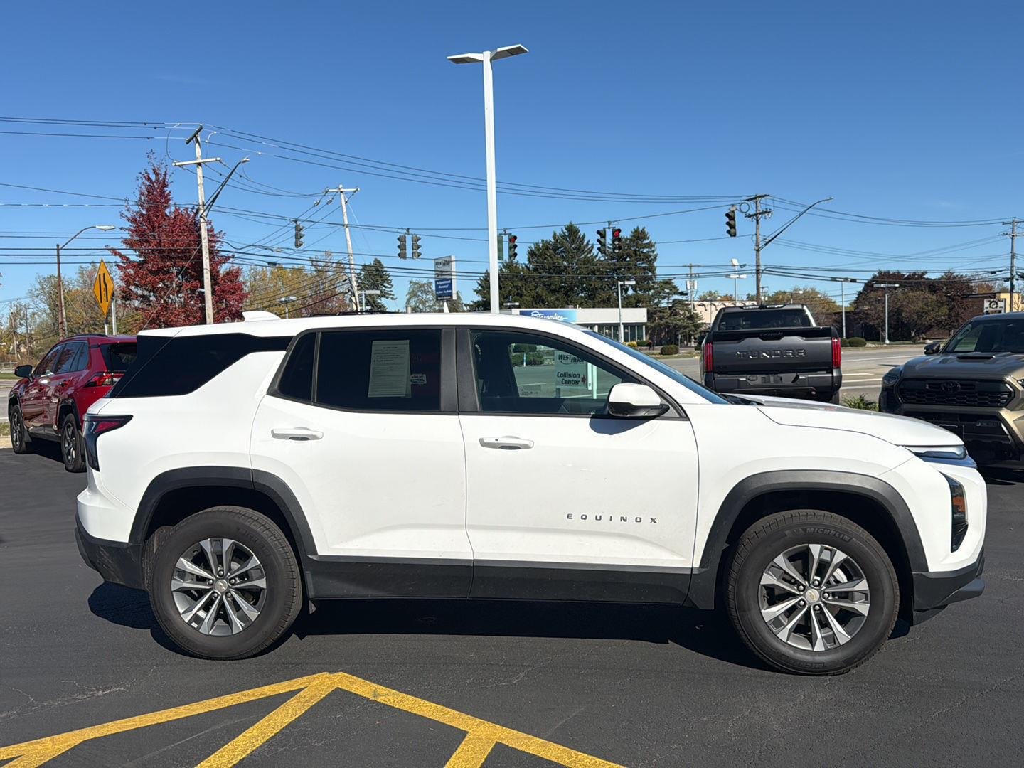 Used 2025 Summit White Chevrolet AWD LT image 2