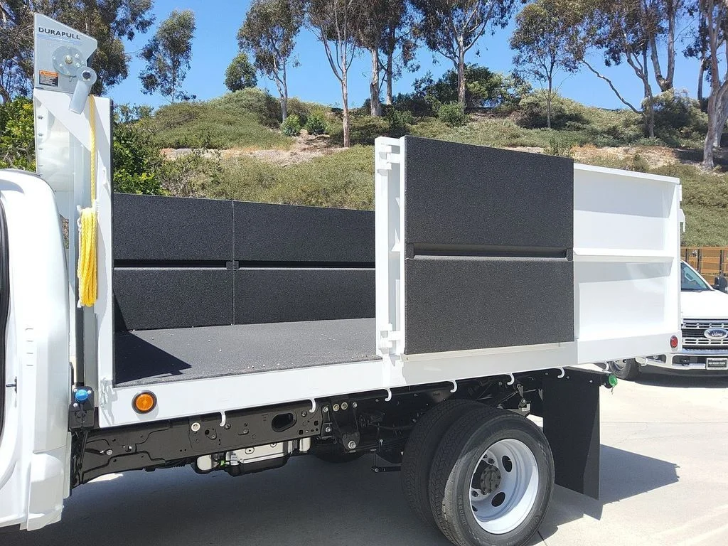 New 2026 Oxford White Ford XL image 18
