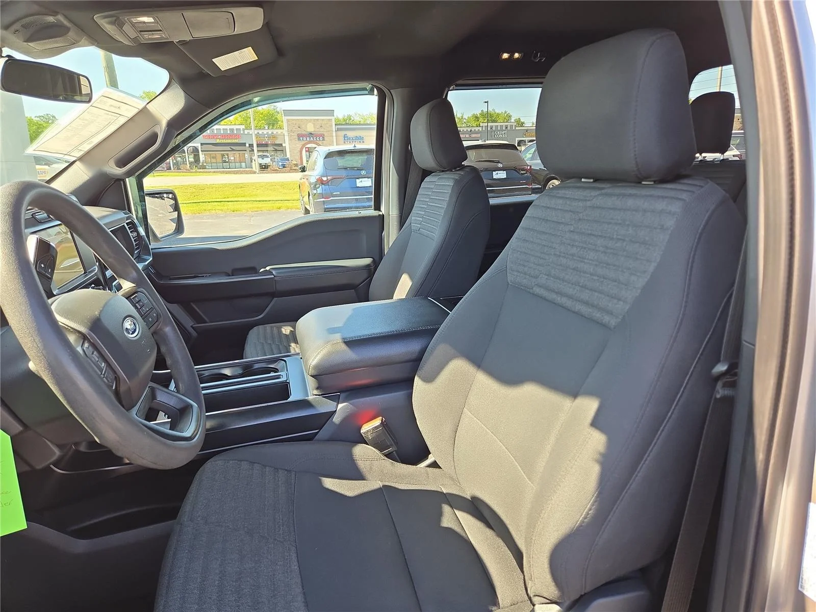 Used 2023 Iconic Silver Ford XL image 19