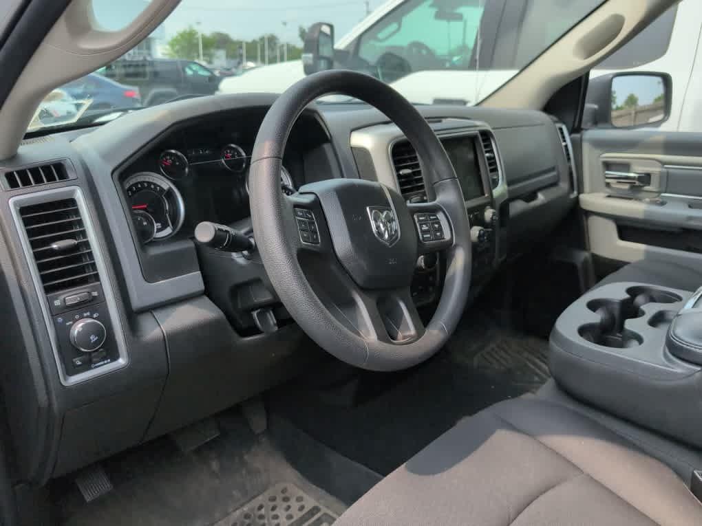 Used 2019 Bright White Clearcoat Ram Warlock image 5