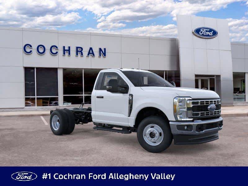 2026 Ford F-350 Super Duty Chassis Cab
