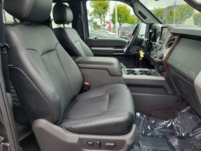 Used 2016 Magnetic Ford Lariat image 17