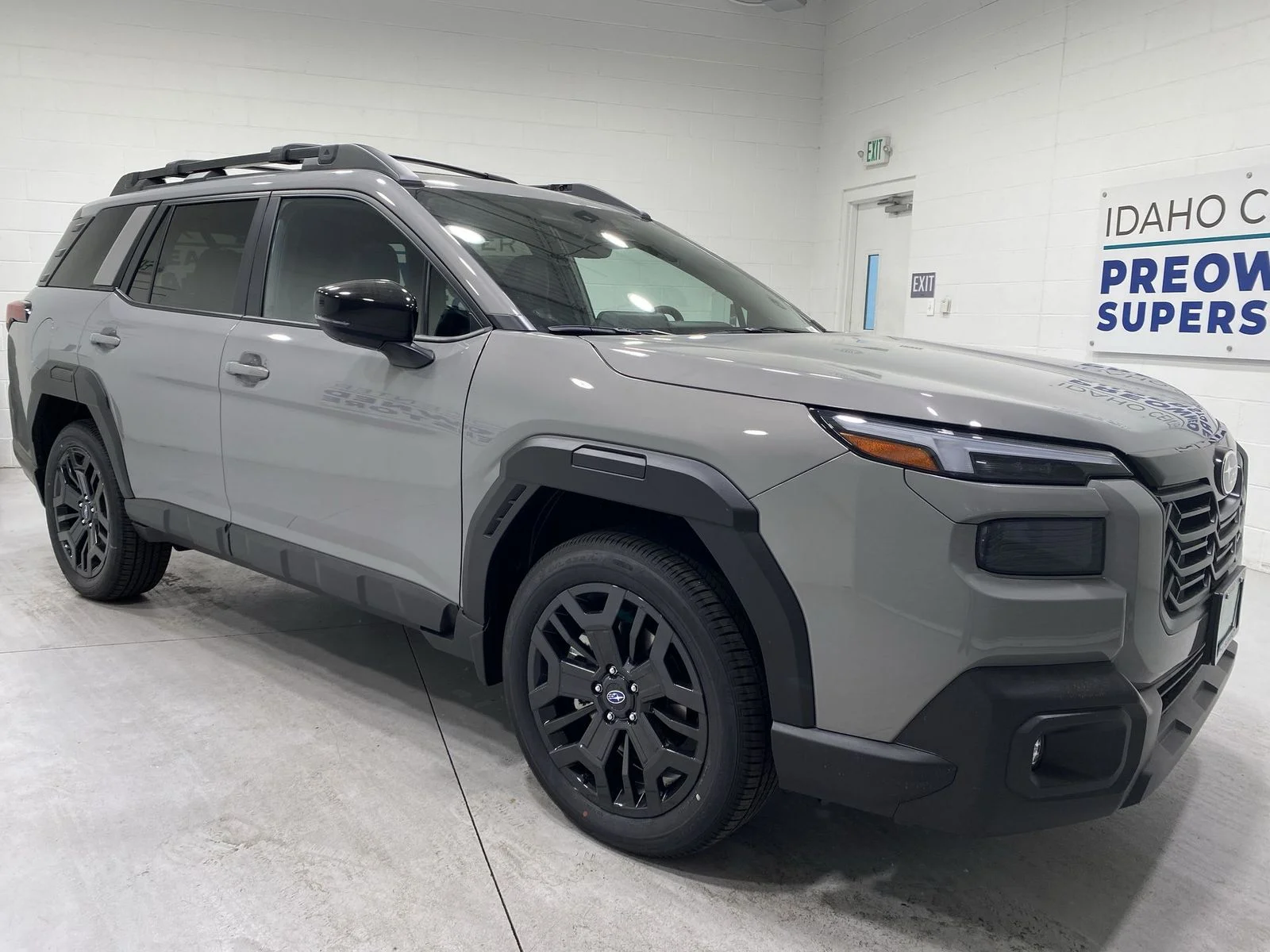 New 2026 RIVER ROCK PEARL Subaru Limited XT image 2