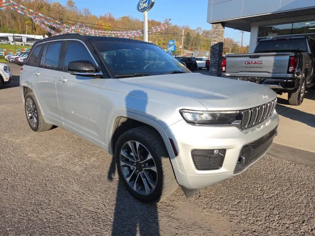 Used 2024 Silver Zynith Jeep Overland image 2
