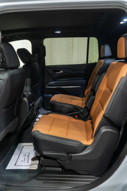 2027 Chevrolet Traverse Z71 - Photo 11