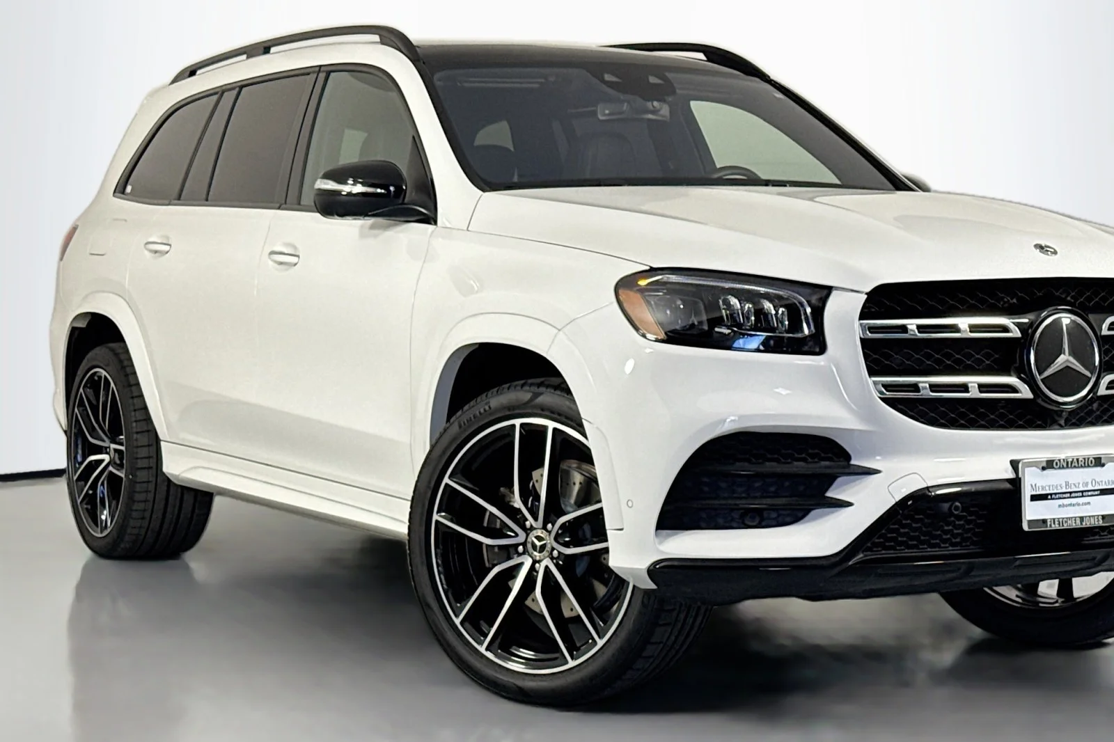 Certified Used 2022 Polar White Mercedes-Benz 450 image 16
