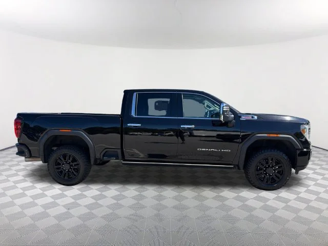 Used 2022 EBONY TWILIGHT METALLIC GMC Denali image 4