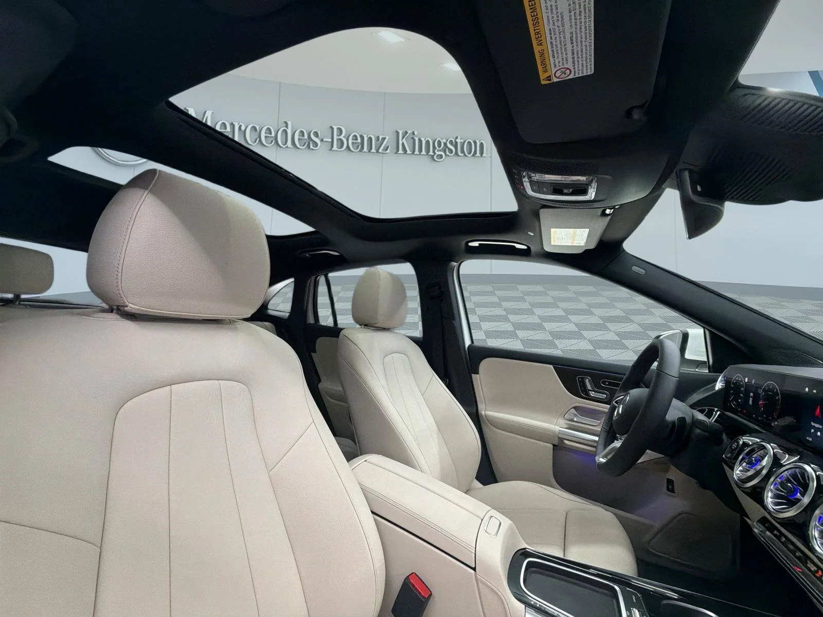 Used 2026 White Mercedes-Benz GLA 250 image 32