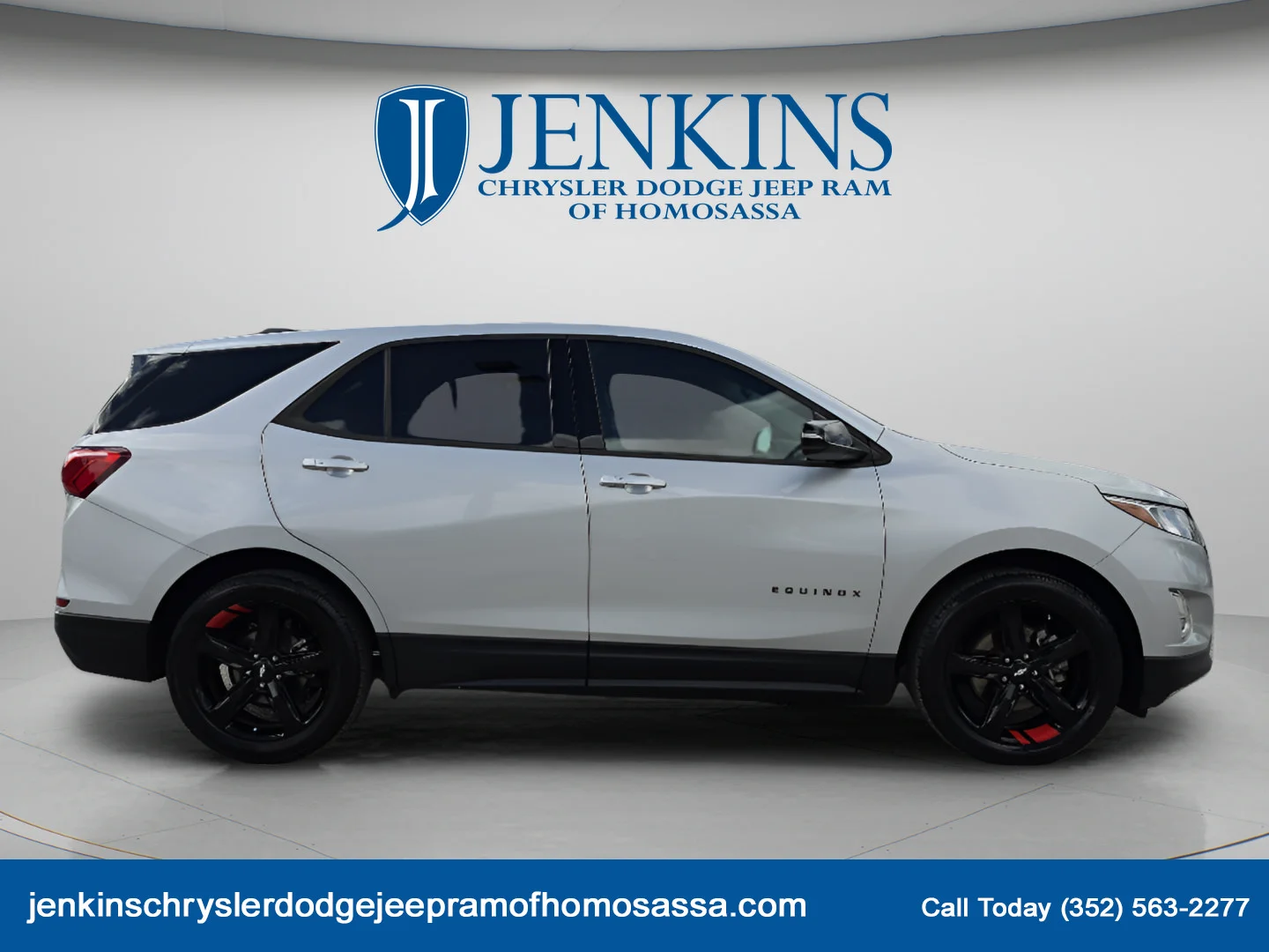 Used 2019 Silver Ice Metallic Chevrolet LT image 3