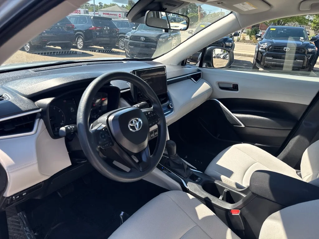 Used 2024 Silver Toyota L image 14