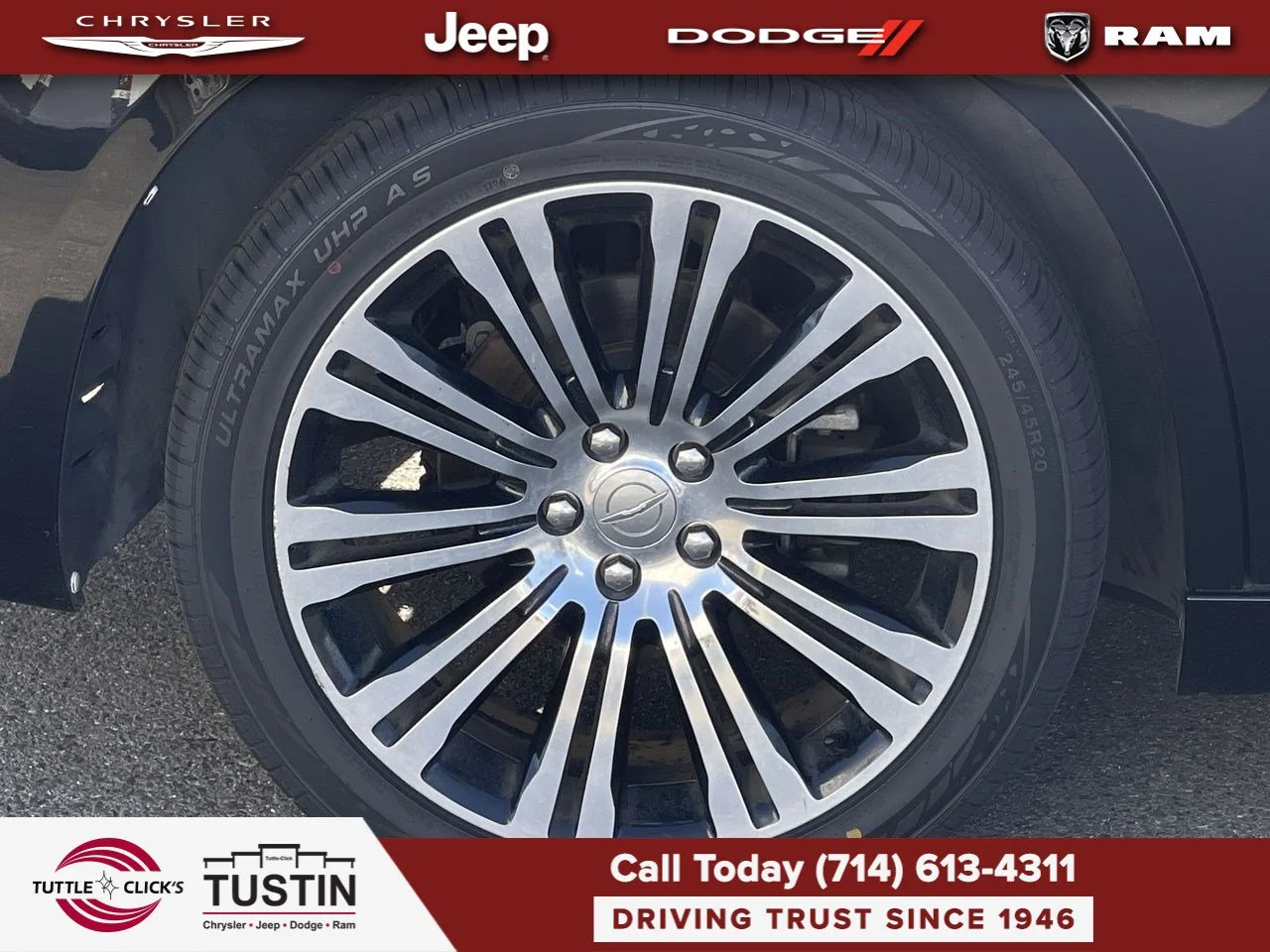 Used 2014 Gloss Black Chrysler 300S image 20