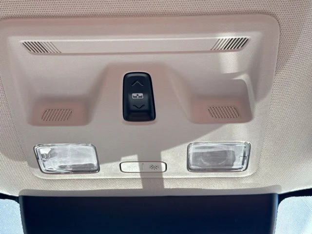 Used 2022 Orange Ford Lariat image 23