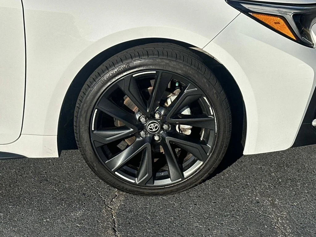 Used 2023 White Toyota SE image 9