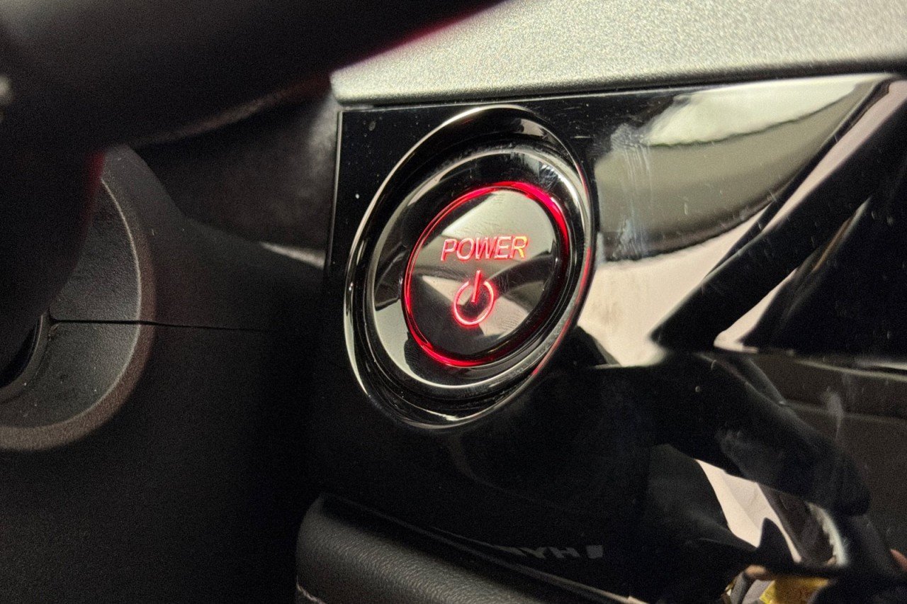 Used 2024 BLACK Honda Touring image 21