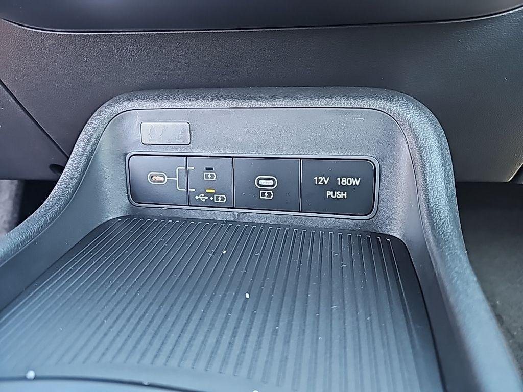 New 2026 Black Hyundai SE AWD image 20