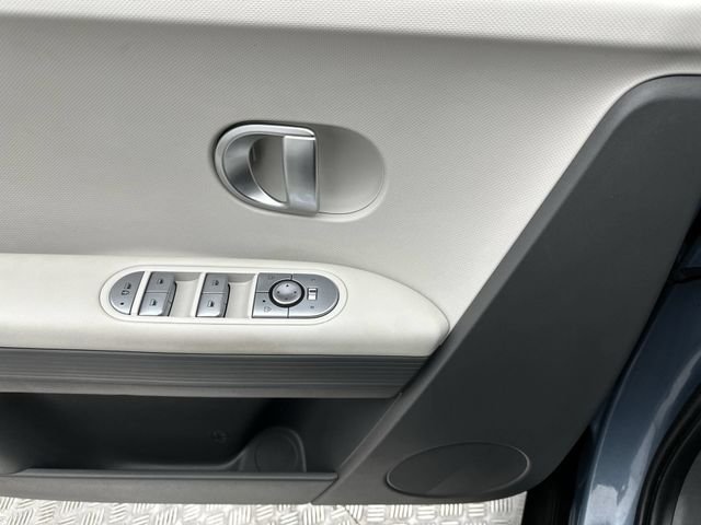 Certified Used 2024 Blue Hyundai SE image 13