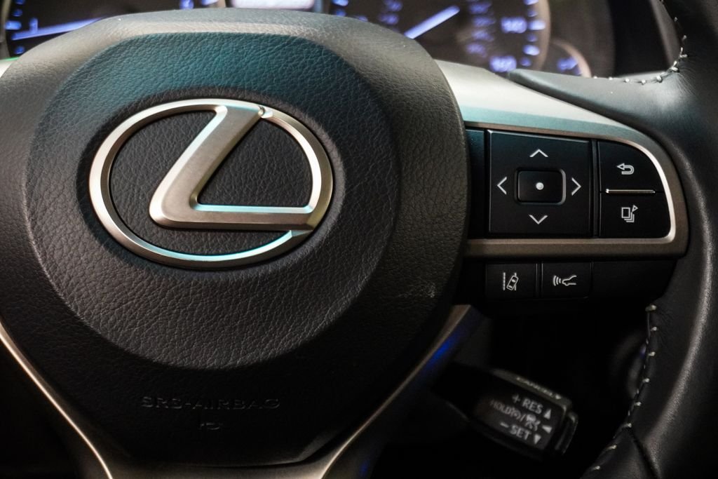 Used 2019 Silver Lexus 350 image 15