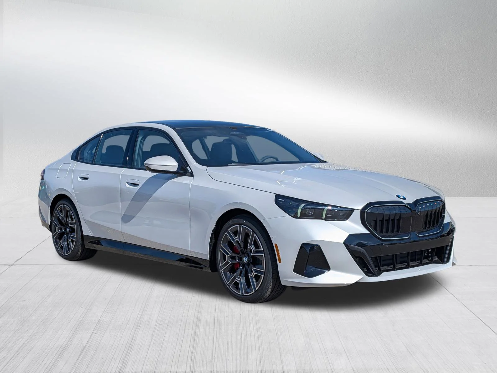 2026 BMW 5 Series 540i xDrive Sedan's photo